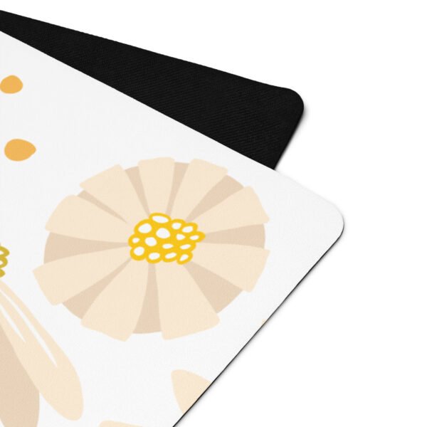 [:fr]tapis de yoga avec motifs floraux[:]